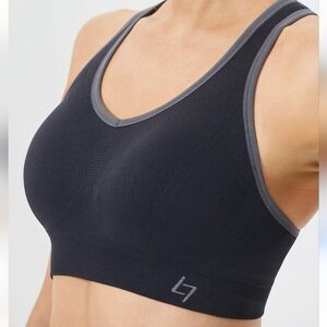 EUC Sport Essentials Padded Seamless Sports Bra, Black/Grey, Sz S